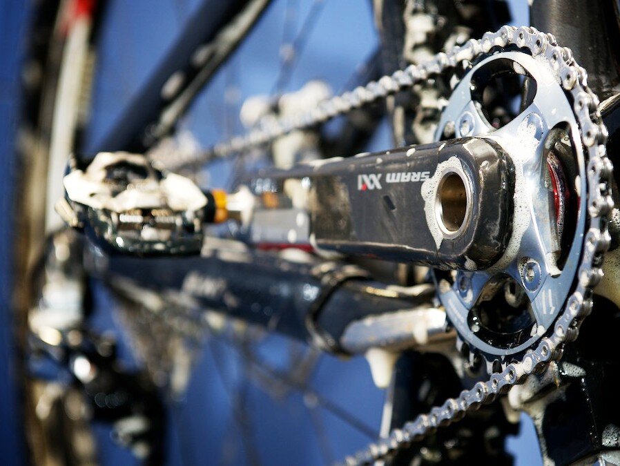 Come si sostituisce la catena della bici - Accademia Nazionale di Mountain  Bike