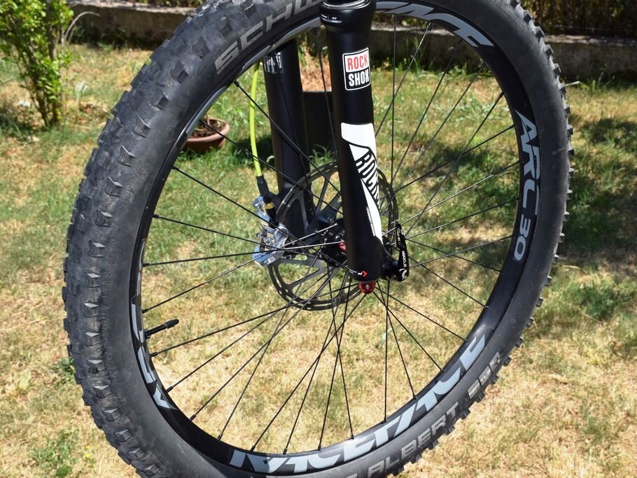 Protezione dei raggi della bici Protezione dei raggi della ruota libera del disco Mozzi della cassetta del freno a disco Riduzione dei sedimenti sul volano Mountain bike per proteggere la 