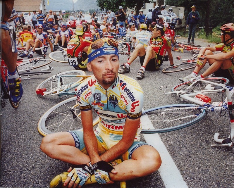 Pantani pensieroso